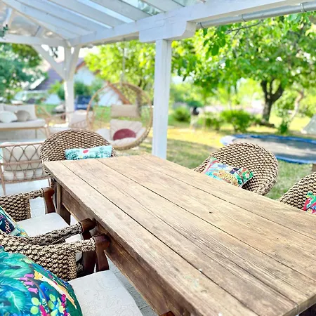 Bohemian Eco At Balaton Nyaraló *